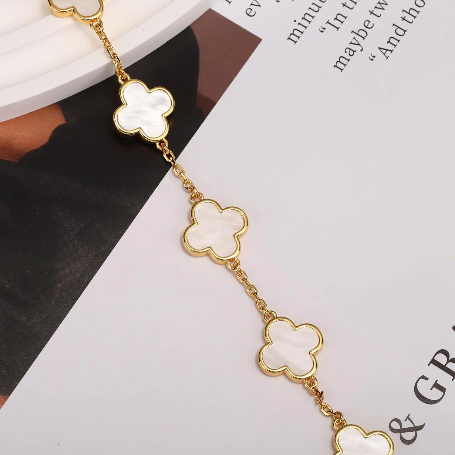 18K Gold Plated Clover Bracelet for Women, Four Leaf Clover Lucky Charm Bracelet, Adjustable Dainty Jewelry Gift for Her, Elegant Gold Fashion Bracelets for Birthday, Anniversary, Mothers Day