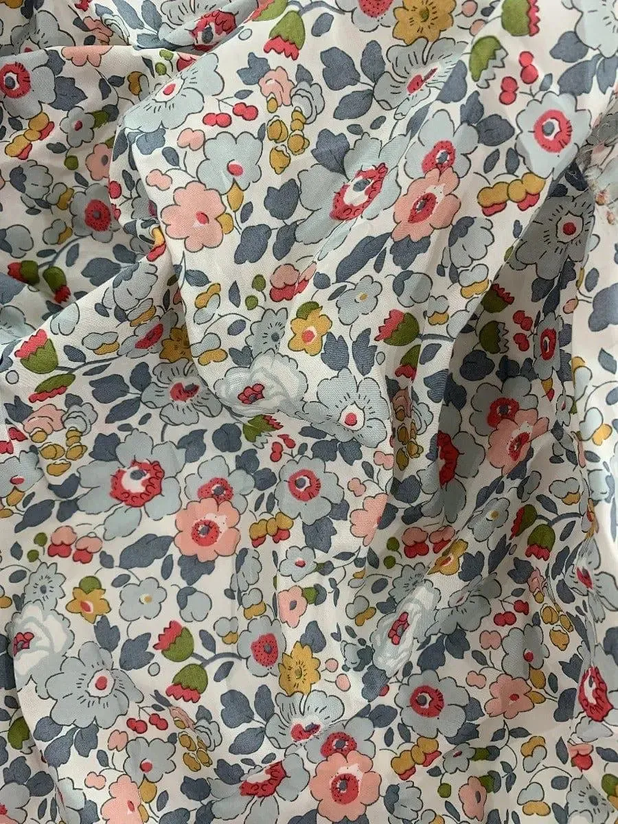 BETSY GREY Liberty Bow Hair Scrunchie