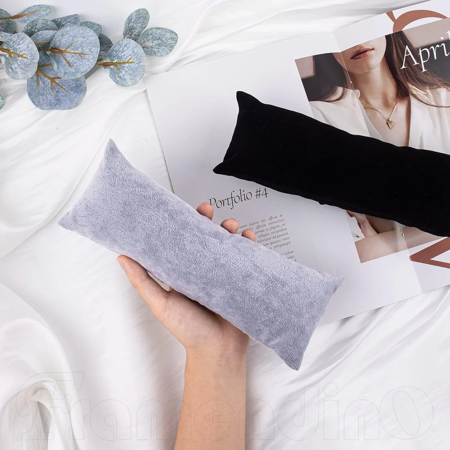 Framendino, 2 Pack Watch Pillow Long Velvet Bracelet Display Jewelry Displays for Stand Organizer