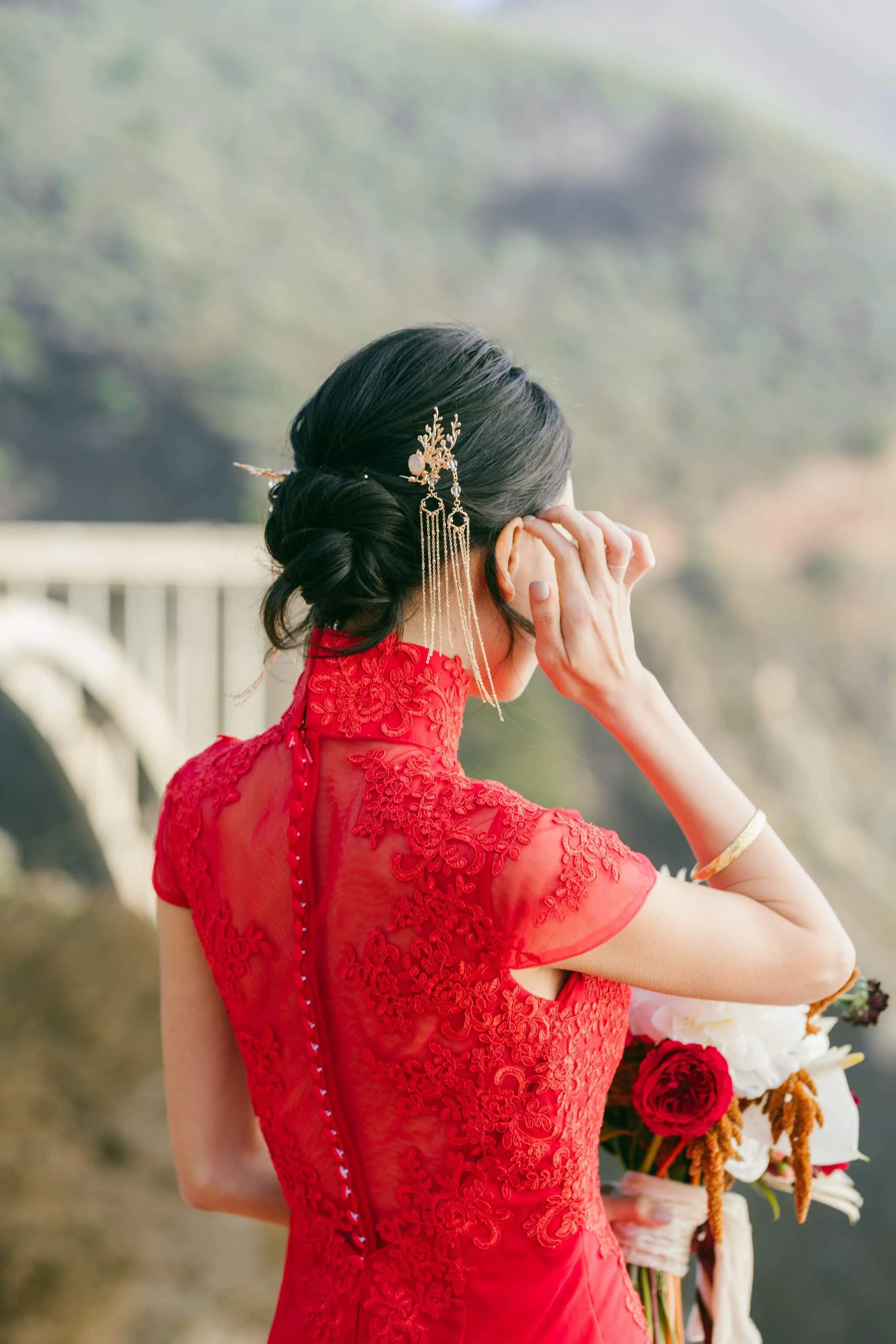 Golden Snowflake Hairpin | Chinese Wedding Hair Accessory