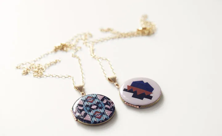 HAPPENSTANCE LOCKETS