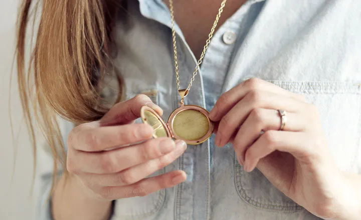 HAPPENSTANCE LOCKETS