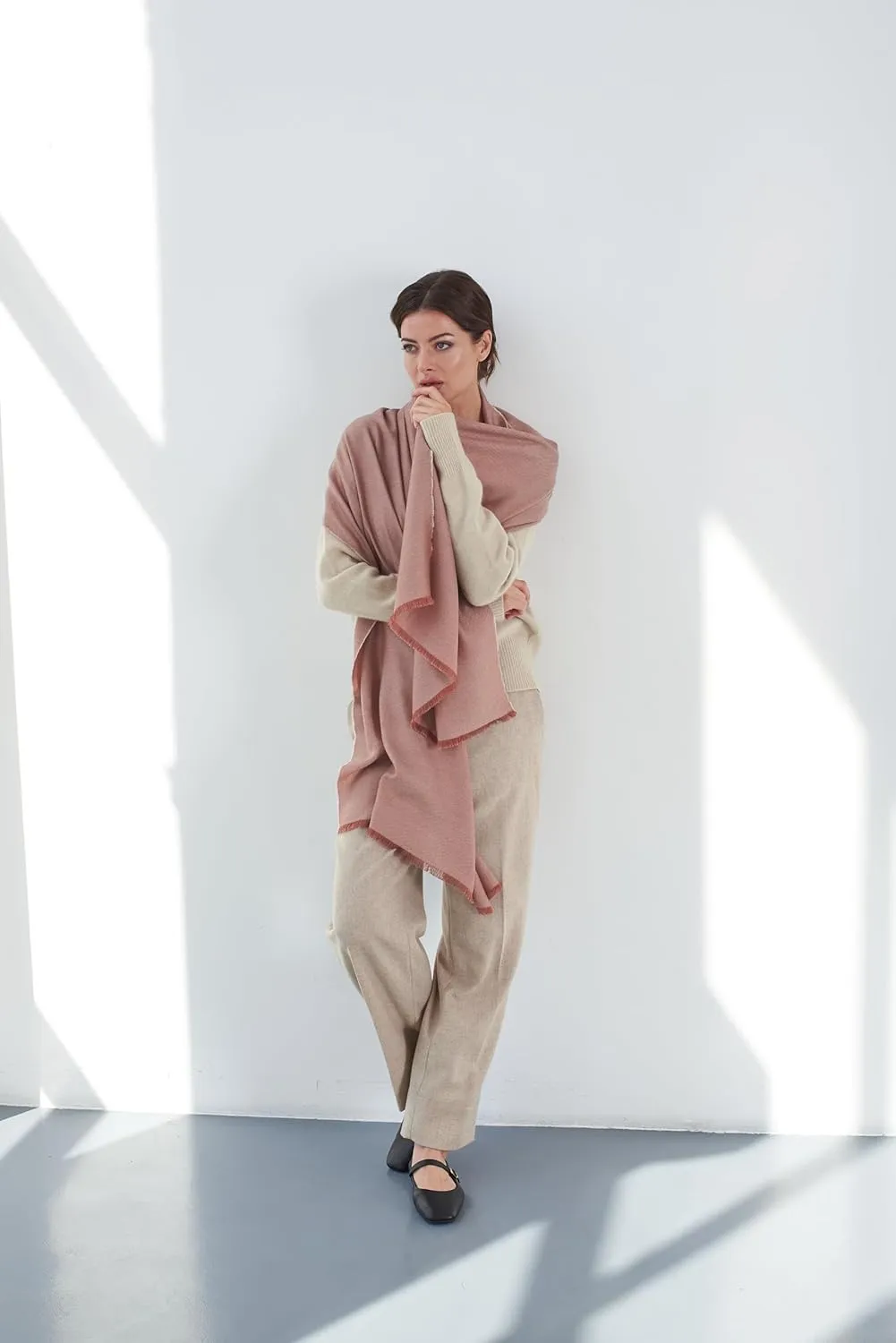 Italian Broad 70% Cashmere and 30% Silk Scarf Shawl Wrap Stole of Premium Quality Super Soft Made in Italy for Woman