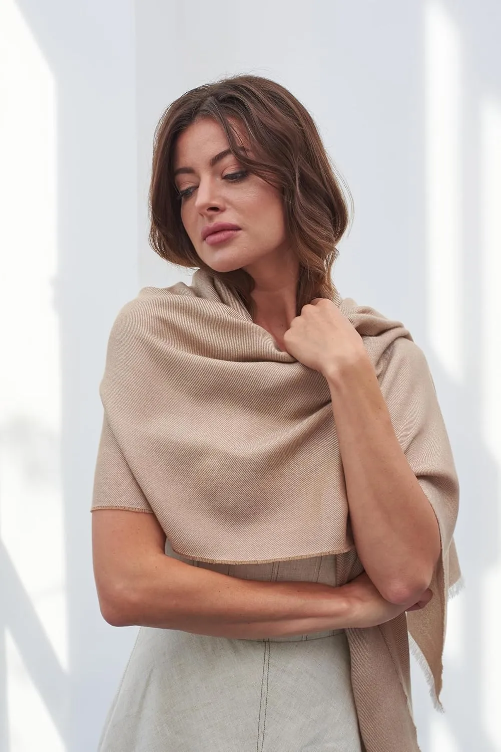 Italian Broad 70% Cashmere and 30% Silk Scarf Shawl Wrap Stole of Premium Quality Super Soft Made in Italy for Woman