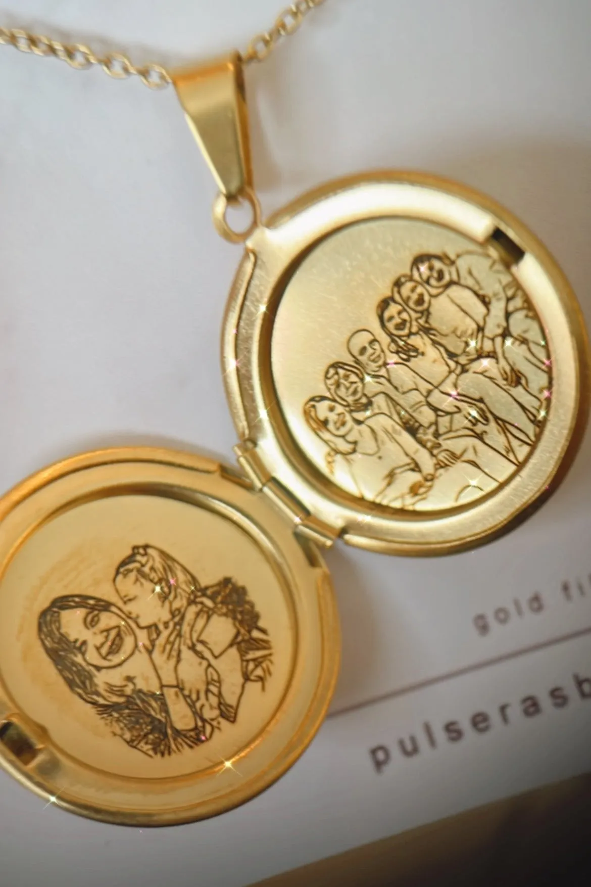 PRE-ORDER Lazer Engraved Round Locket - LINE ART