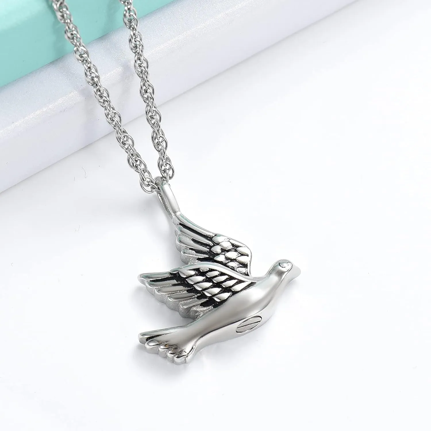 shajwo Cremation Jewelry for Ashes Stainless Steel Peace Dove Urn Keepsake Memorial Ash Holder Cremation Urn Pendant Necklace