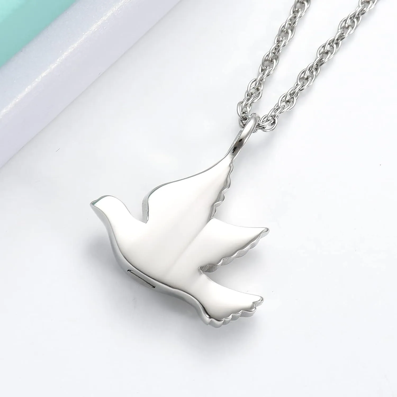 shajwo Cremation Jewelry for Ashes Stainless Steel Peace Dove Urn Keepsake Memorial Ash Holder Cremation Urn Pendant Necklace