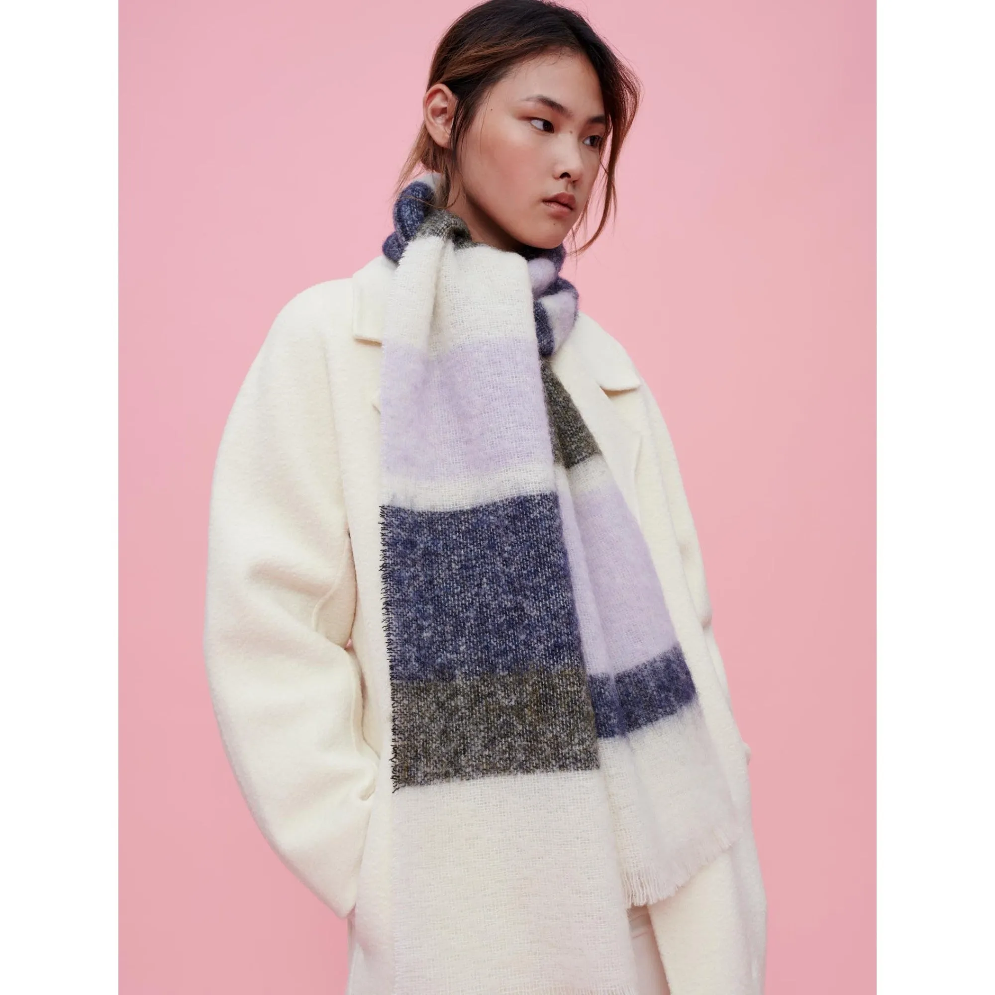 Women Checked Wool And Alpaca Scarf - Ecru/Navy Blue